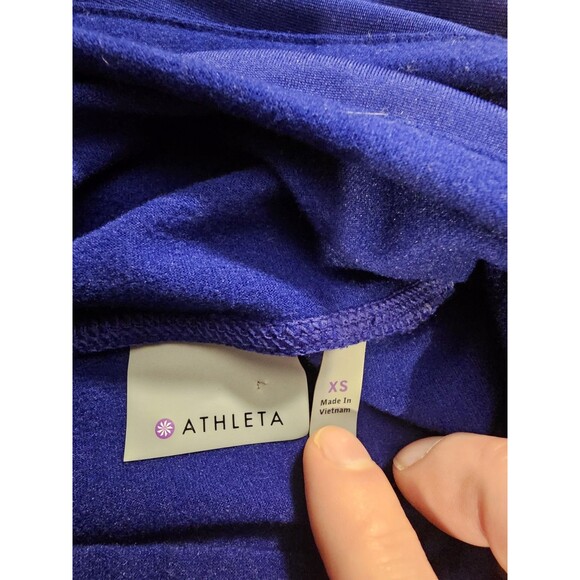 Athleta Plush Tech Hoodie 3.0 Sapphire Blue Size XS Hoodie Workout Top Kangaroo - Picture 8 of 10
